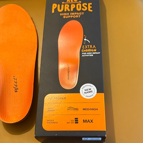 Superfeet Orange Insoles for Men or Women - Picture 2 of 5